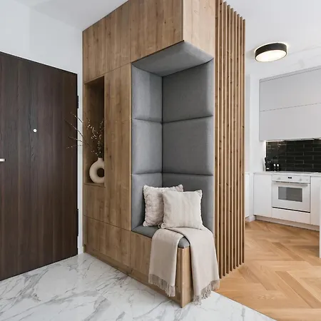 Golden - Luxury 2-bedroom, Mennica Residence&166 Lägenhet Warszawa