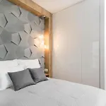 Golden - Luxury 2-bedroom, Mennica Residence&166 *