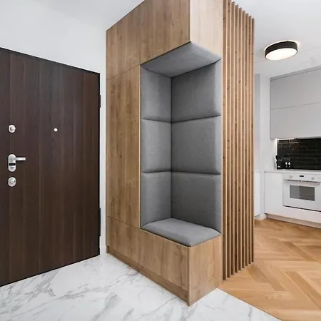 Appartamento Golden - Luxury 2-bedroom, Mennica Residence&166