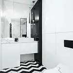 Apartamento Golden - Luxury 2-bedroom, Mennica Residence&166