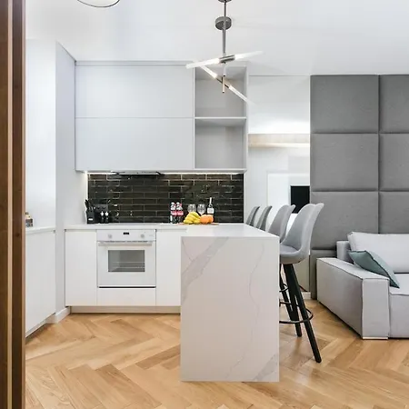 Mennica - Two Bedrooms - Stays&166 Apartment