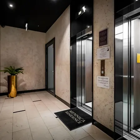 Golden - Luxury 2-bedroom, Mennica Residence&166 Apartment *