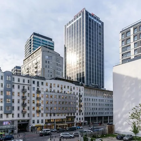 Apartment Golden - Luxury 2-bedroom, Mennica Residence&166 *