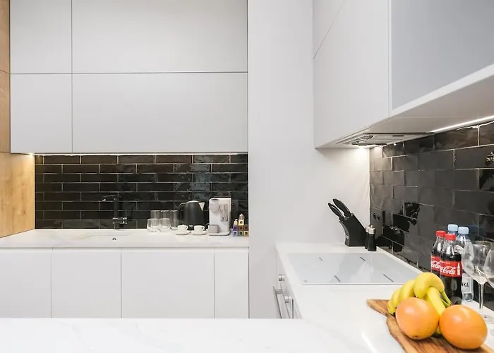 아파트 Golden - Luxury 2-bedroom, Mennica Residence&166 바르샤바