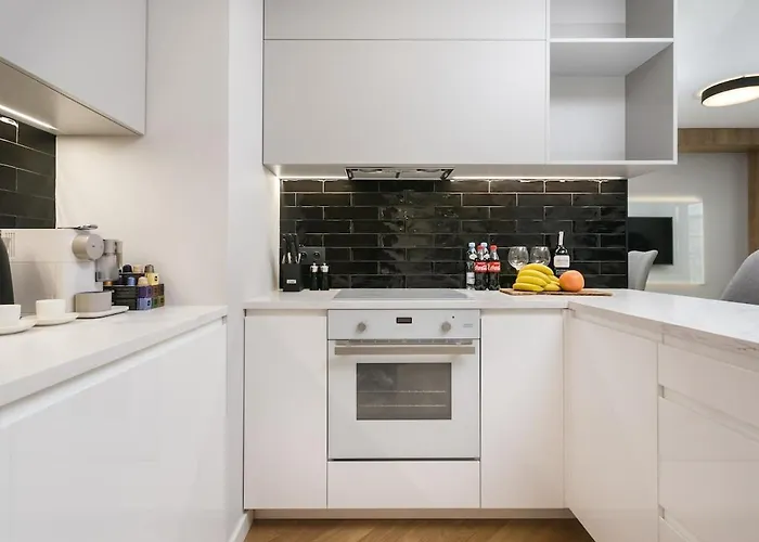 아파트 Golden - Luxury 2-bedroom, Mennica Residence&166 바르샤바