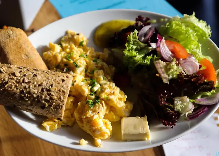 Golden - Luxury 2-bedroom, Mennica Residence&166 アパート *