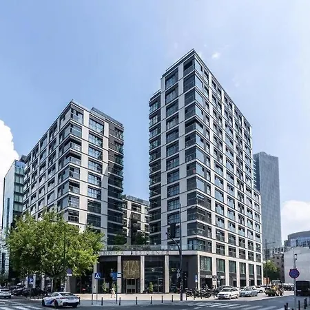 Golden - Luxury 2-bedroom, Mennica Residence&166 Apartment *